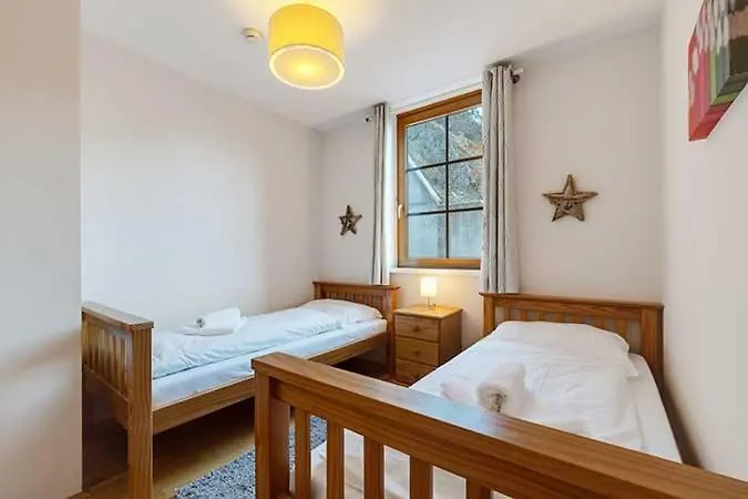 Steinadler Seekarspitz Fl - Skiing In אוברטאורן