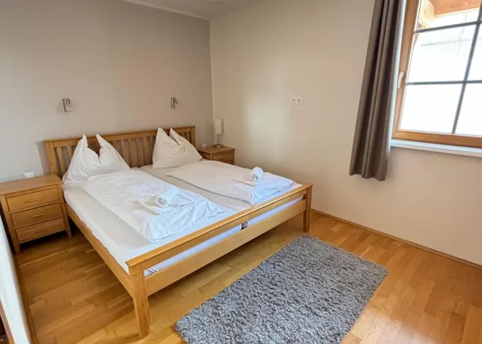 Steinadler Seekarspitz Fl - Skiing In אוברטאורן