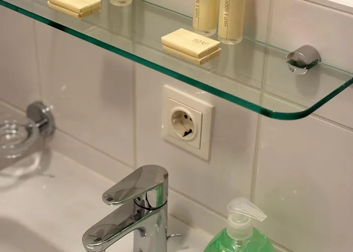 Steinadler Seekarspitz Fl - Skiing In אוברטאורן