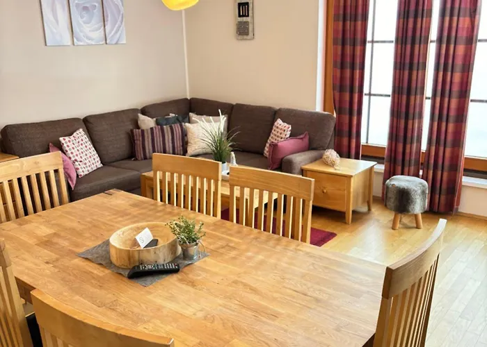 Steinadler Seekarspitz Fl - Skiing In דירה